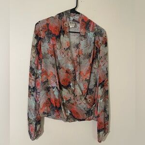 Haute Hippie 100% Silk‎ Floral Boho Chic Wrap Top Cottagecore Small Grannycore